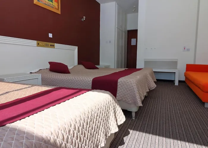 King's 2* Пафос