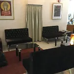 King's Hotel 2*