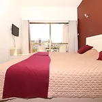 Hotel King's 2*