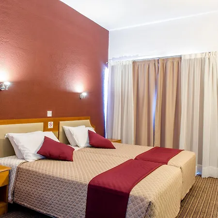 King's Hotel 2*