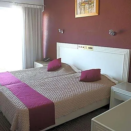 King's 2* Пафос