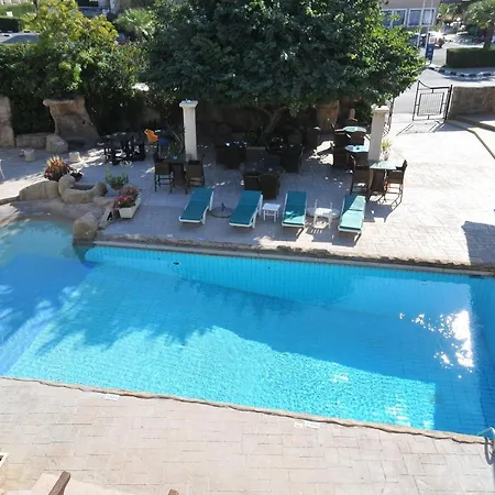 King's 2* Paphos
